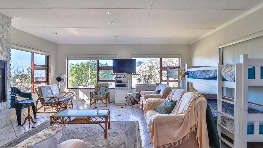 3 Bedroom Property for Sale in Stilbaai Wes Western Cape